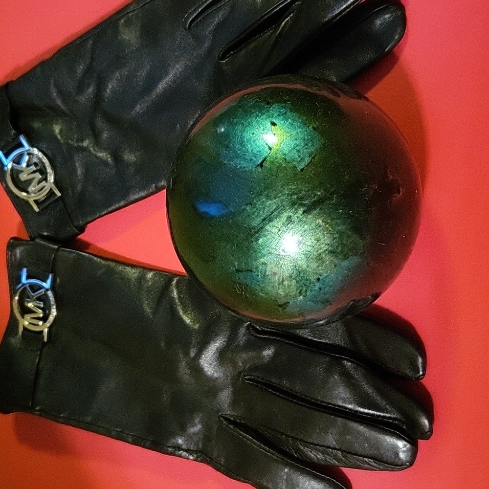 Leather Gloves